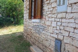 Istra, Vodnjan, kameno-zidana kuća s dvorištem, Vodnjan, Maison