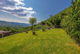 Bribir, prekrasno velebno imanje u zelenilu s pogledom na more, Vinodolska Općina, Haus