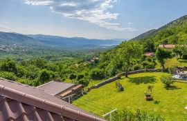 Bribir, prekrasno velebno imanje u zelenilu s pogledom na more, Vinodolska Općina, Haus