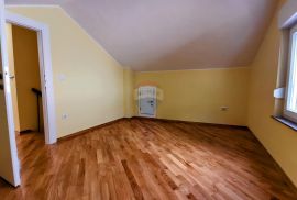 Rijeka, Trsat, najam etaže kuće od 150m2  s pogledom i garažom, Rijeka, Apartamento