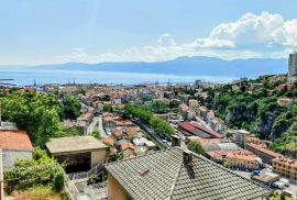 Rijeka, Trsat, najam etaže kuće od 150m2  s pogledom i garažom, Rijeka, Appartment