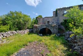 OTOK KRK, VRBNIK kamena kuća za adaptaciju sa vrtom, Vrbnik, House