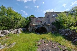 OTOK KRK, VRBNIK kamena kuća za adaptaciju sa vrtom, Vrbnik, Ev