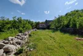 OTOK KRK, VRBNIK kamena kuća za adaptaciju sa vrtom, Vrbnik, Ev