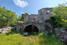 OTOK KRK, VRBNIK kamena kuća za adaptaciju sa vrtom, Vrbnik, Maison