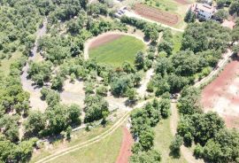 ISTRA, MARČANA - Parcela na osami na lijepoj i mirnoj lokaciji, Marčana, Land