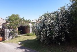 Istra, Sveti Petar u Šumi kamena kuća sa zatvorenim dvorištem, Sveti Petar U Šumi, Kuća