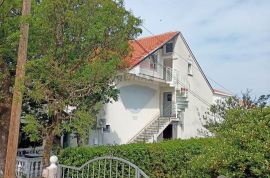 Jadranovo, Crikvenica - stan u potkrovlju, odlična prilika, Crikvenica, Apartamento