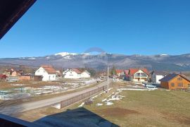 Korenica, kuća sa okućnicom, Plitvička Jezera, Kuća