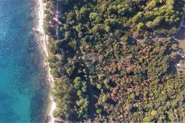 Rovinj, zemljište prvi red do mora tematski park i rekreacijska zona, Rovinj, أرض