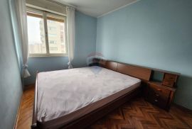 Rijeka, Krimeja - dvosoban klasičan stan sa lođom i pogledom, Rijeka, Apartamento