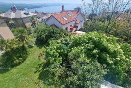 OPATIJA- kuća s 4 stana, bazenom, garažom, poggledom na more, Opatija, بيت