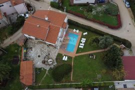 Istra, Poreč - Velika kuća okolici Poreča s bazenom, Poreč, Casa