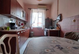 Rijeka, Centar, 2 SKL stan pogodan za investiciju, Rijeka, Appartement