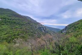 OPATIJA, MOŠĆENIČKA DRAGA- autohtona kuća sa pogledom na more u netaknutoj prirodi, Mošćenička Draga, House