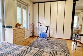 Zagreb, Jelenovac | Atraktivan Dvoetažni Stan 91m2 s garažom 19m2, Črnomerec, Apartamento