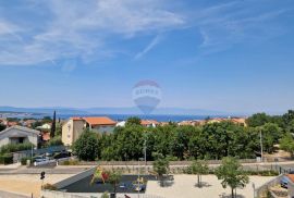 Otok Krk - Malinska - stan s pogledom na more, Malinska-Dubašnica, Appartement