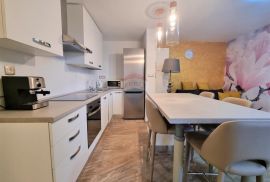 OPATIJA- kompletno renoviran 1S+DB stan, Opatija, Apartamento