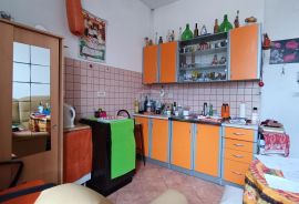 Rijeka, Centar, stan 72m2 - dvije stambene jedinice, Rijeka, Flat