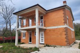 Istra, Istočna obala, okolica Barbana, kuća visoki roh bau, Barban, Haus