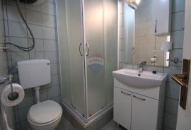 Vrsi, vila 220 m2 prvi red do mora, Vrsi, Дом