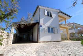 Vrsi, vila 220 m2 prvi red do mora, Vrsi, Haus