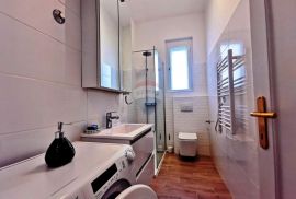 Rijeka, Bulevard, novouređen stan od 109m2 s garažom, Rijeka, Kвартира