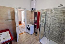 Rijeka, Bulevard, novouređen stan od 109m2 s garažom, Rijeka, Kвартира