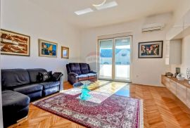 Rijeka, Bulevard, novouređen stan od 109m2 s garažom, Rijeka, Kвартира