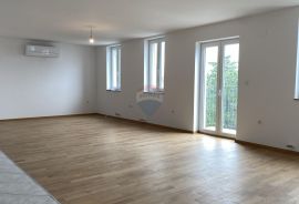 Rijeka, Trsat - stan 3S+DB površine 125m2, Rijeka, Appartement