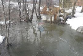 Ogulin, Josipdol, kuća sa pomoćnim objektima i mlinom, Josipdol, بيت