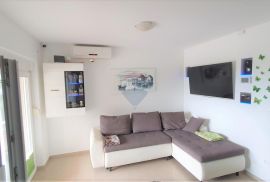 Selce, Crikvenica, Stan 2SB+DB, pogled na more, bazen, Crikvenica, Apartamento