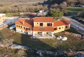 Rovinjsko Selo - roh bau kuća 450m2 + okućnica 3500 m2, Rovinj, House