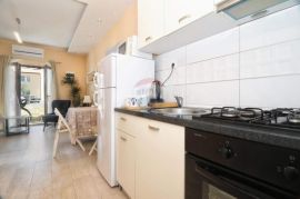 Rovinj,prekrasan stan u prizemlju sa velikim vrtom-388m2, Rovinj, Flat