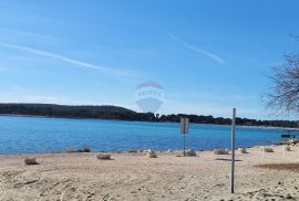 Istra, Medulin, kuća na svega 150m od plaže, Medulin, Σπίτι