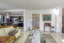 Rovinj - predivna villa u okolici Rovinja 399 m2, Rovinj, Casa