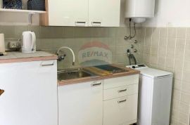 Rovinj,savršeni renovirani studio,1kat,100m od glavnog gradskog trga i mora, Rovinj, Appartment