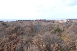 Građevinsko zemljište na atraktivnoj poziciji u Poreču, Poreč, Terrain