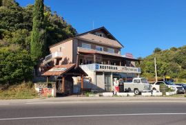 Rab, Supetarska Draga, kuća s restoranom na odličnoj poziciji., Rab, Ev