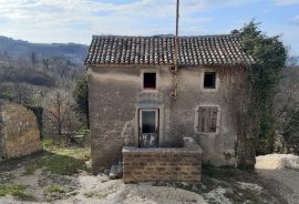 Istra, Motovun okolica - samostojeća autohtona kuća sa otvorenim pogledom na Motovun, Motovun, Kuća