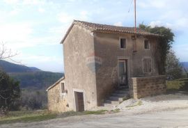 Istra, Motovun okolica - samostojeća autohtona kuća sa otvorenim pogledom na Motovun, Motovun, Kuća