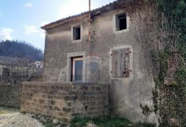 Istra, Motovun okolica - samostojeća autohtona kuća sa otvorenim pogledom na Motovun, Motovun, Casa