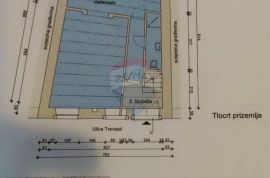 Rovinj,stari grad-prizemlje i 1.kat za renovaciju u baroknoj palači-42+37m2m2, Rovinj, Appartamento