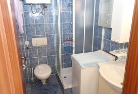 Selce, Crikvenica, Etaža kuće, 2 apartmana, pogled na more, Crikvenica, Appartement