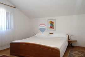 Selce, Crikvenica, Etaža kuće, 2 apartmana, pogled na more, Crikvenica, Appartement