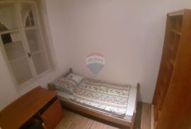 Rijeka, Mlaka, stan s lođom, Rijeka, Apartamento