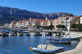 Baška- troetažni stan 85m2, pogled, terasa, Baška, Wohnung