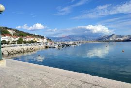 Baška- troetažni stan 85m2, pogled, terasa, Baška, Flat