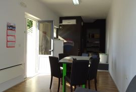 Rijeka, Martinkovac, stan sa p.p. i dvije garaže, Rijeka, Appartment