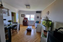 Opatija,3s+db stan 82 m2 s pogledom, Opatija, Flat